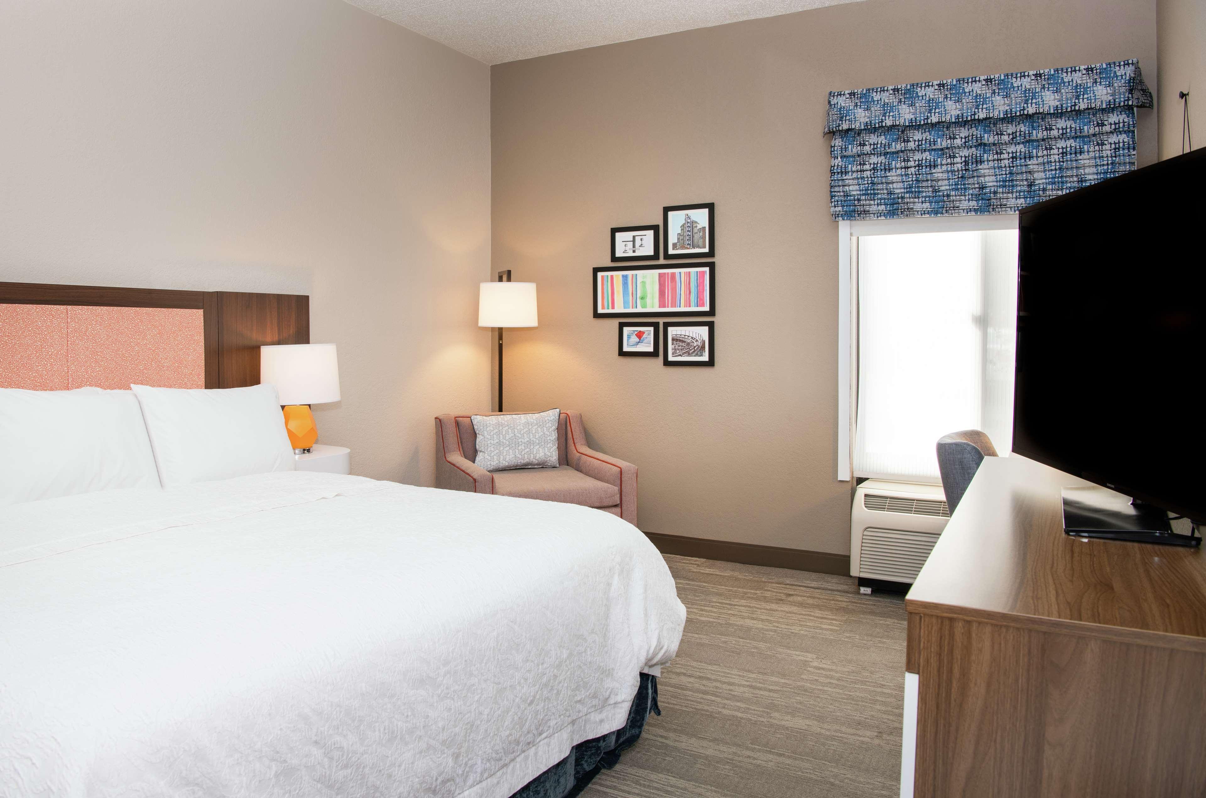 Hampton Inn Erie-South Kearsarge Exterior photo