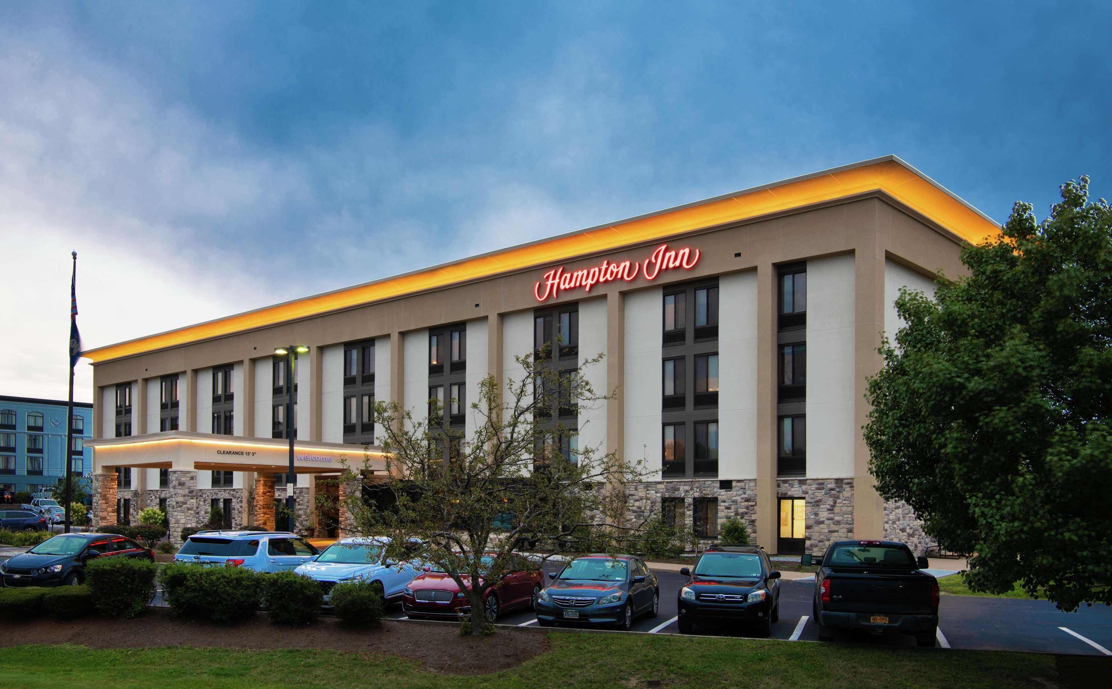 Hampton Inn Erie-South Kearsarge Exterior photo