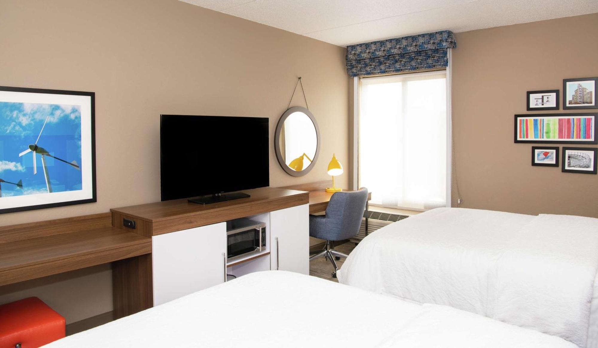Hampton Inn Erie-South Kearsarge Exterior photo