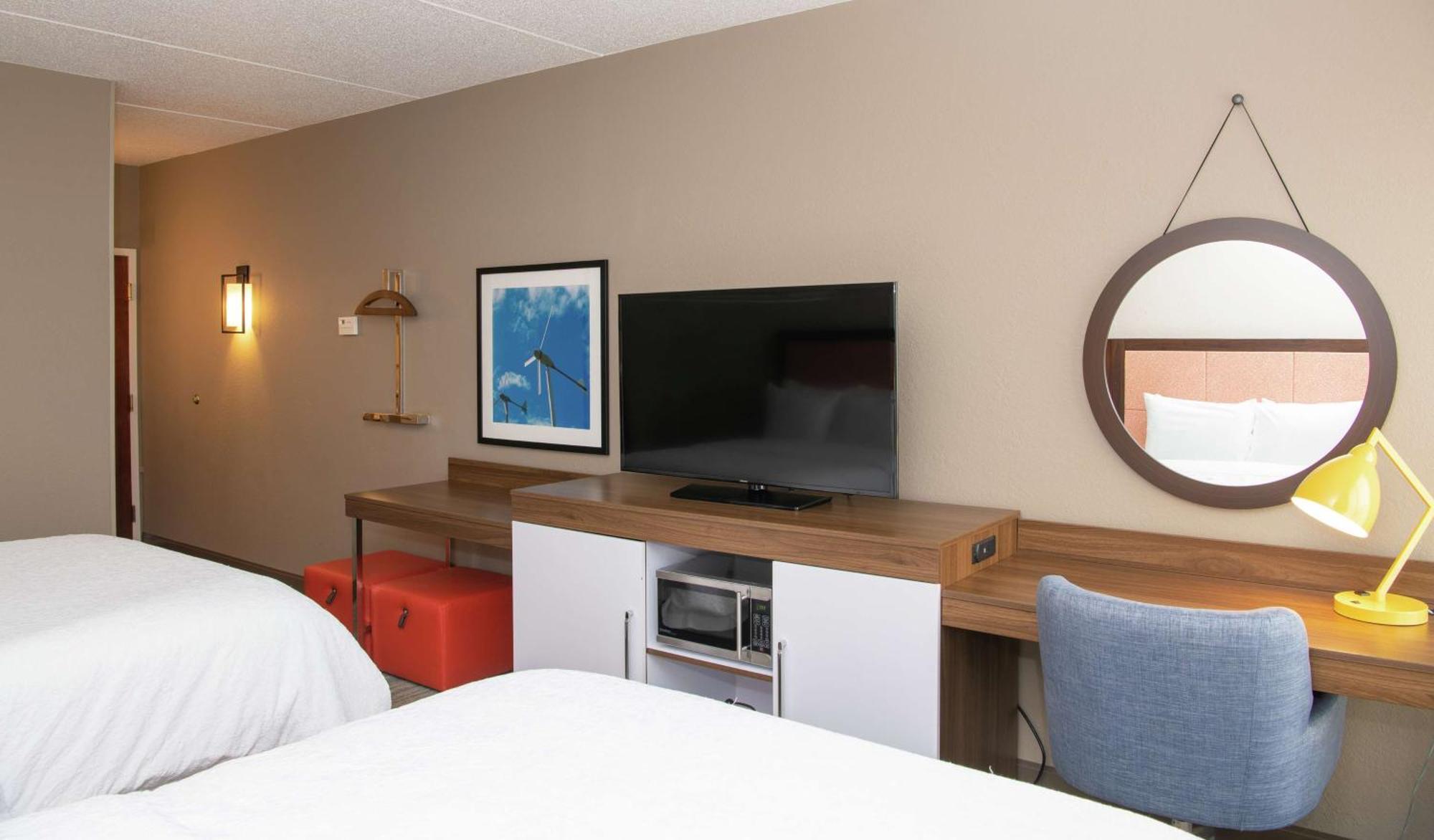 Hampton Inn Erie-South Kearsarge Exterior photo