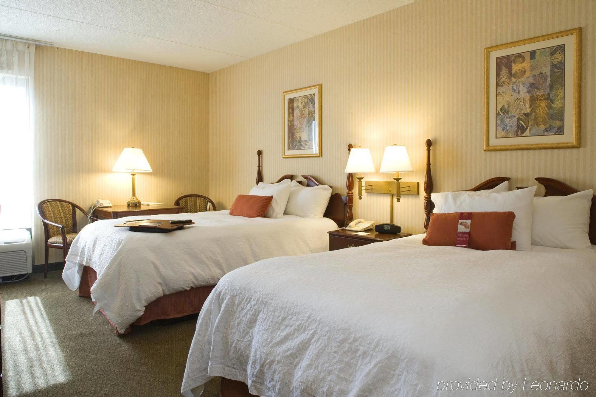 Hampton Inn Erie-South Kearsarge Exterior photo