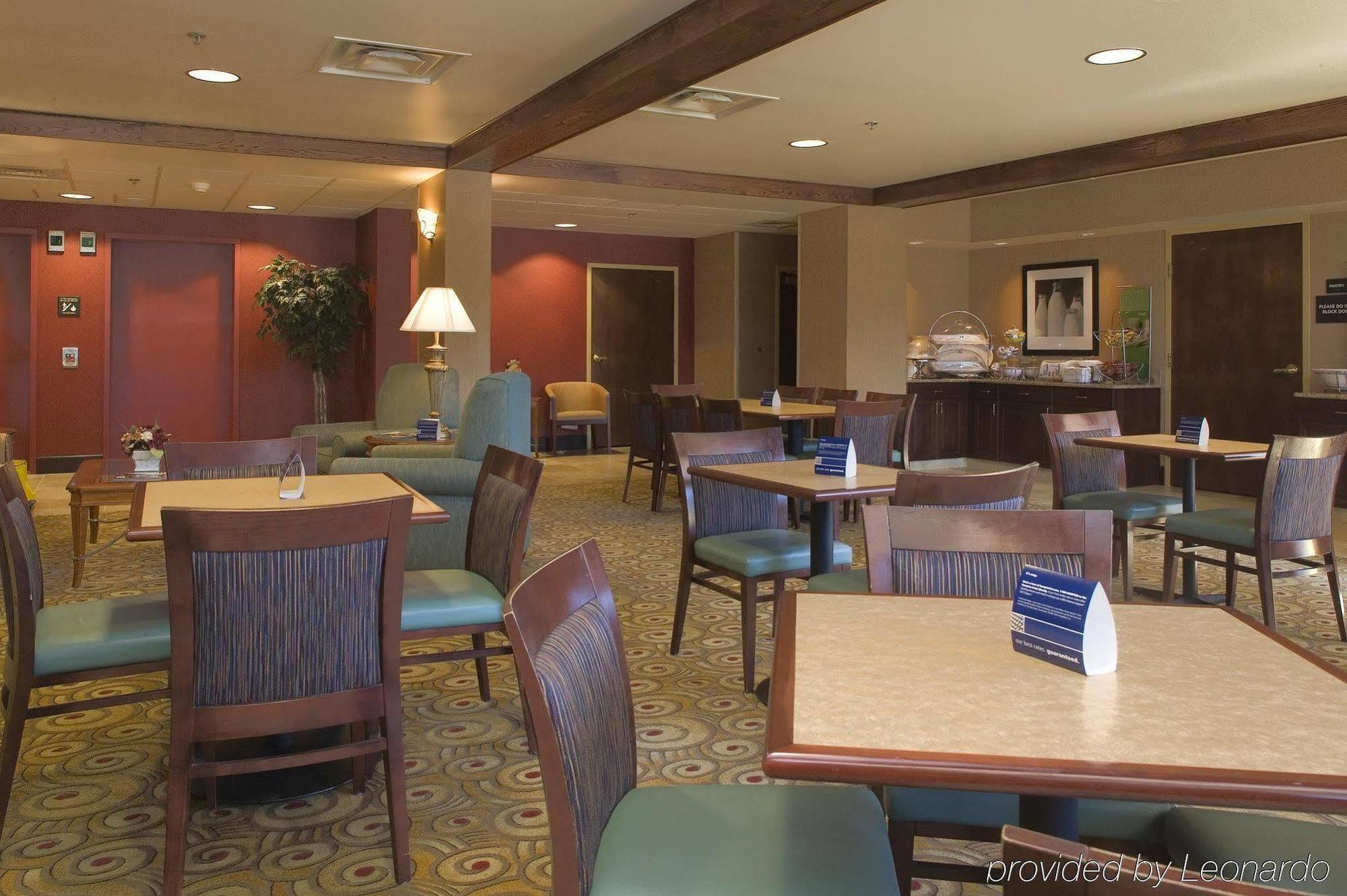Hampton Inn Erie-South Restaurant photo